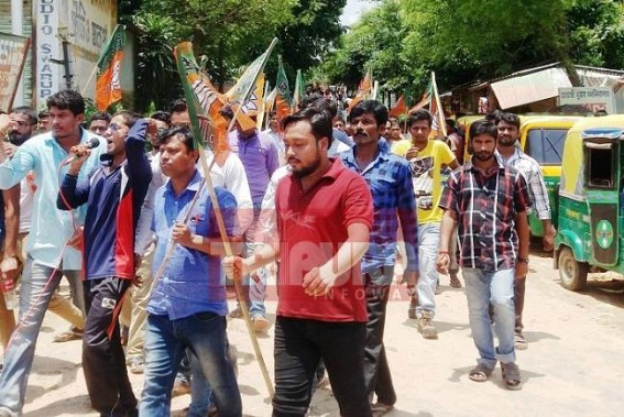 Tripura College Education cripples ahead of Poll-2018 : SFI/ ABVP clashes continue statewide, security tightened at Udaipur College